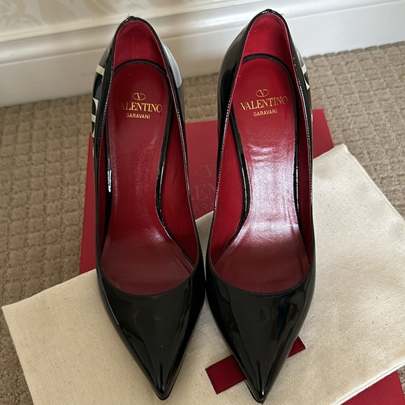 Valentino VLTN Black Pumps size 37 - Picture 7 of 7